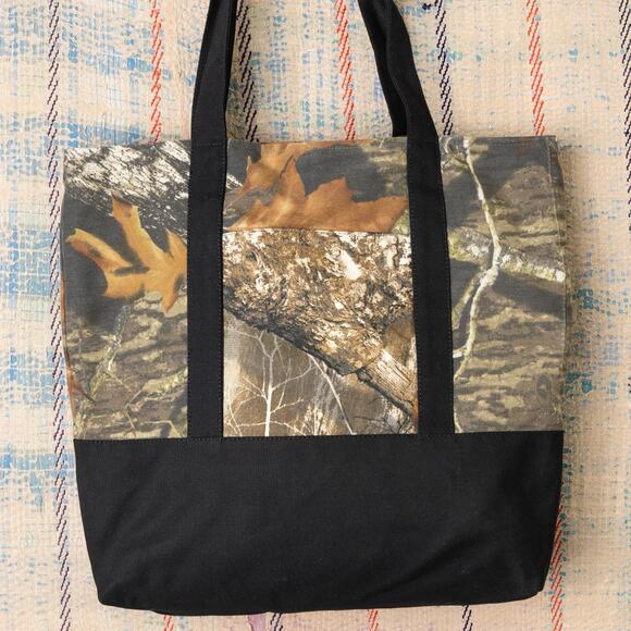 Upcycled handmade carhartt tote bag - Picture 6 of 8